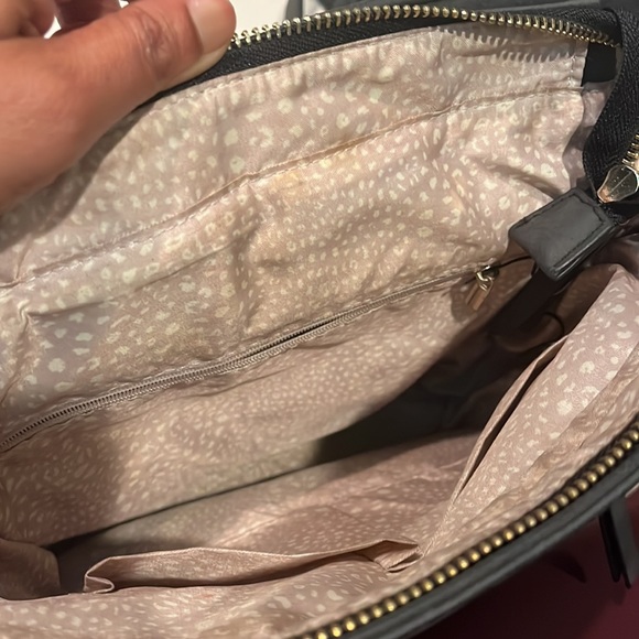 Tonni triple compartment backpack by violet ray - Picture 7 of 8